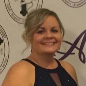 Meet your Posher, Dena